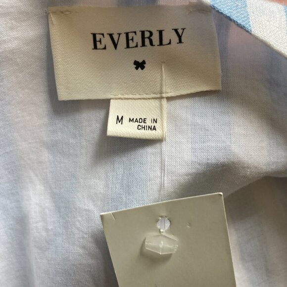 Everly Linen Blend Wrap Dress, NWT, Size M - Picture 2 of 12